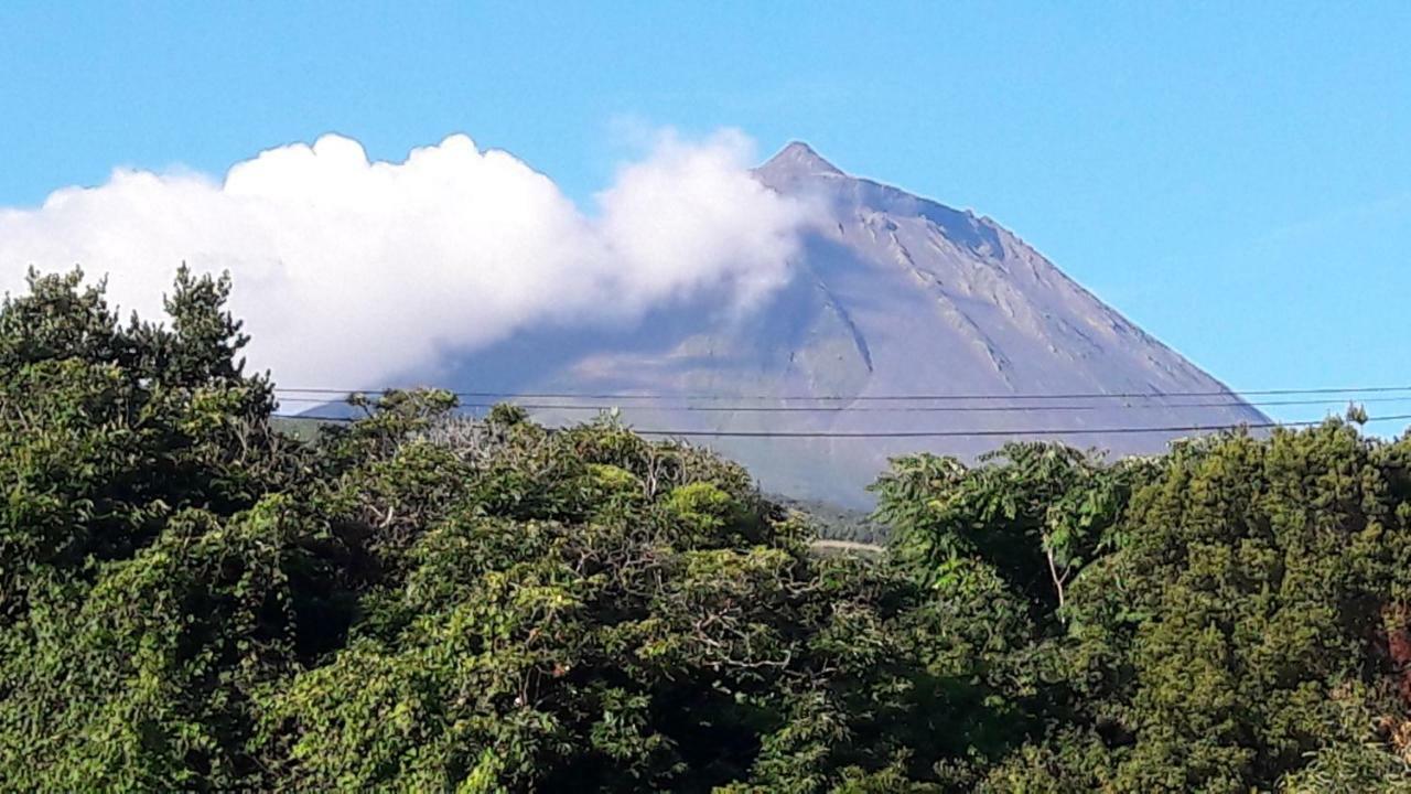 Azores Hibiscus House - Mountain And Sea เซารอกดูปิโก ภายนอก รูปภาพ